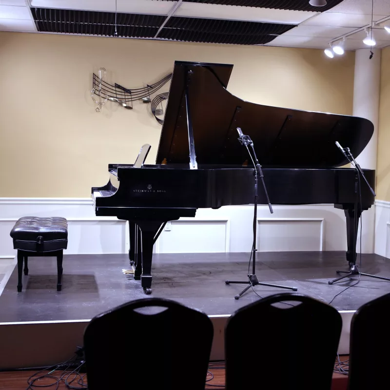 Đàn piano chất lượng cao