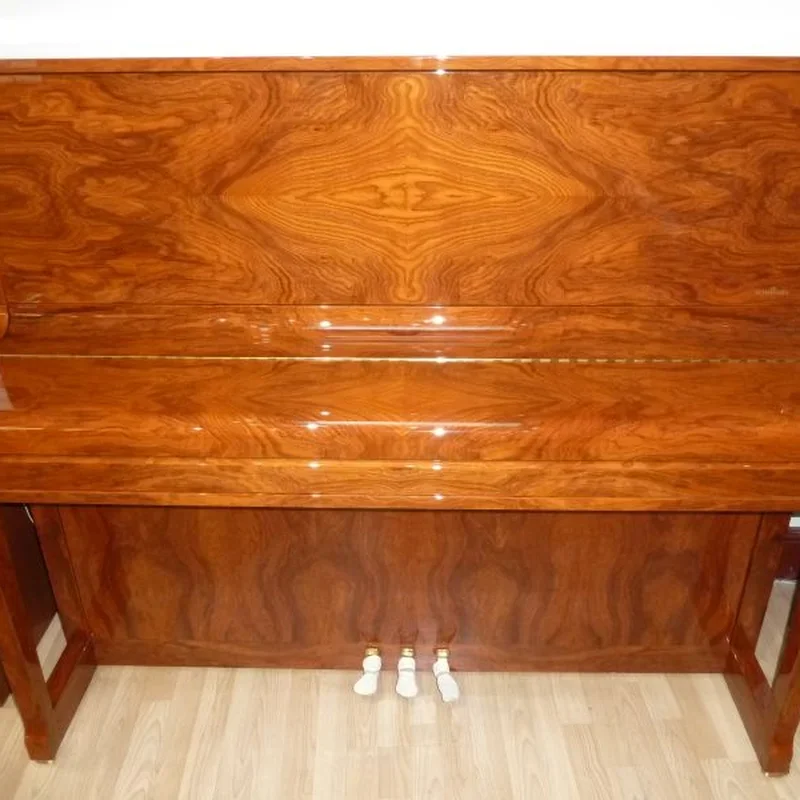 Classic C126 Upright - Chi tiết 2