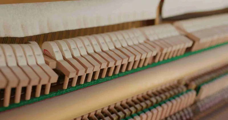 Chi tiết piano cao cấp tại Bắc Ninh