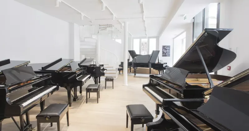 Luyện tập piano