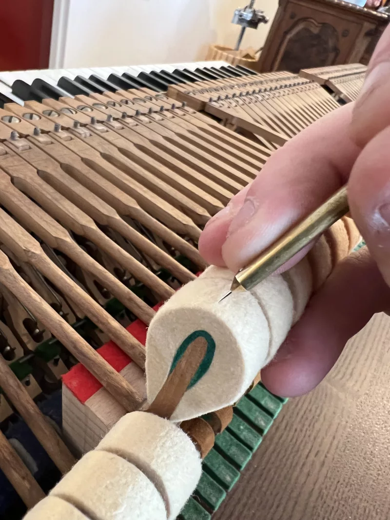 Bảo dưỡng piano