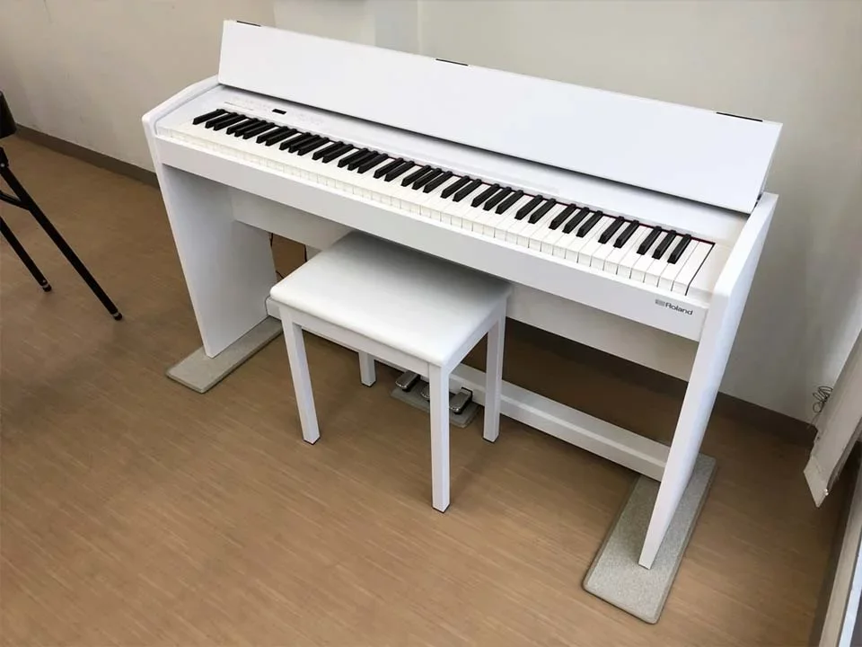 ROLAND F-140 WH (USED) - Chi tiết 1