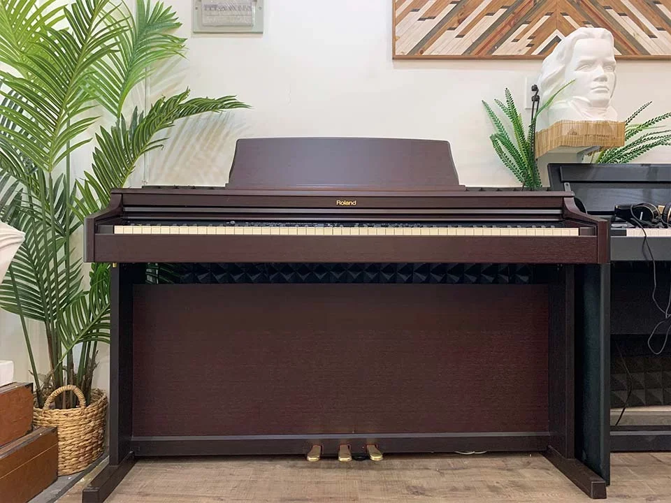 ROLAND HP-205 MH - Chi tiết 1