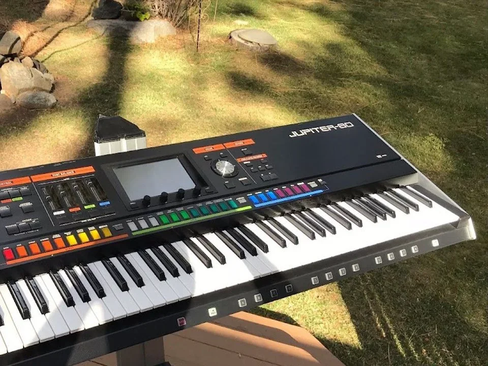 Roland JUPITER 80 - Hình ảnh chính