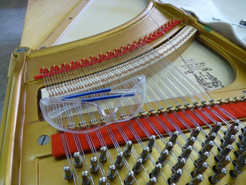Tân Trang Đàn Piano: Từ "Xác Đàn" Cũ Kỹ Đến "Nàng Thơ" Âm Thanh Mới Mẻ Hoàn Hảo!