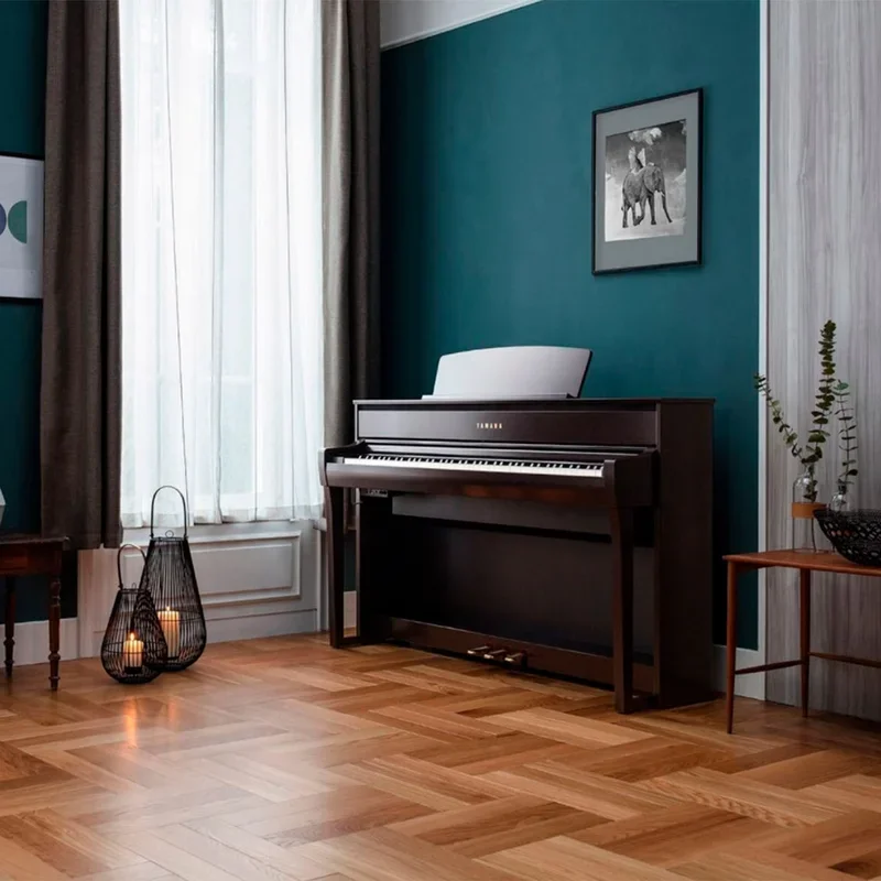 YAMAHA CLP-775 R (USED) - Chi tiết 2