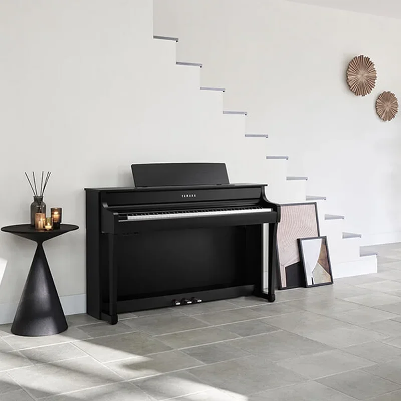 YAMAHA CLP-845 B - Chi tiết 2