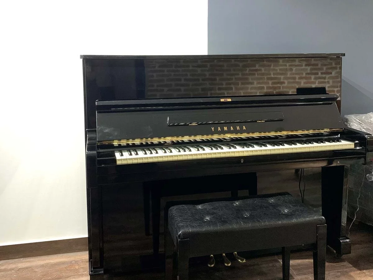 YAMAHA U1E - Chi tiết 1