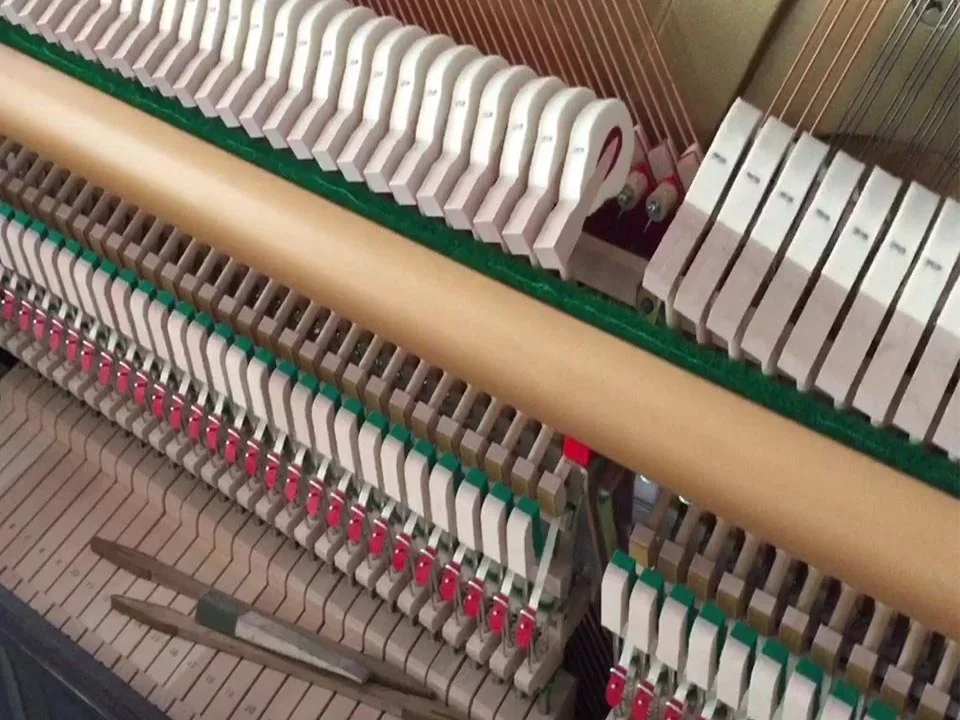 YAMAHA U1J PWHC - Hình ảnh chính