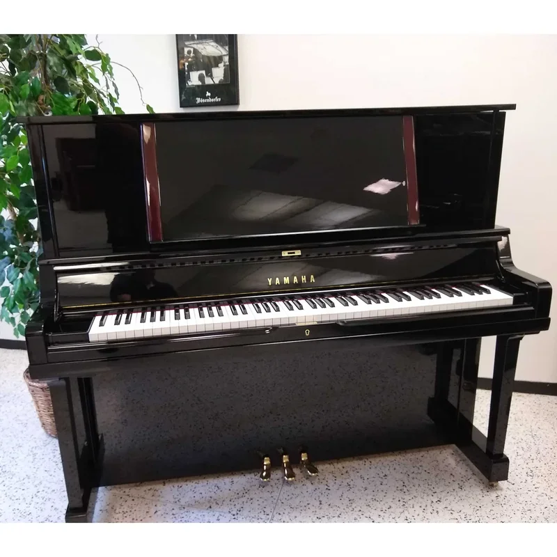 YAMAHA U5 - Chi tiết 2