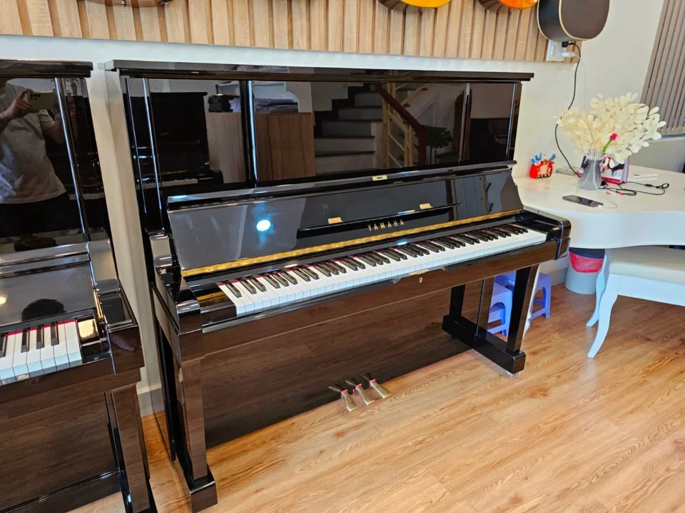 YAMAHA UX3 - Hình ảnh chính