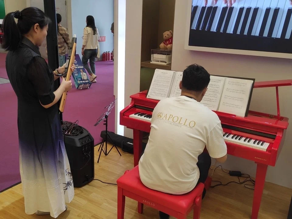Apollo AG-10 - Đàn Piano Apollo tại Elite Piano