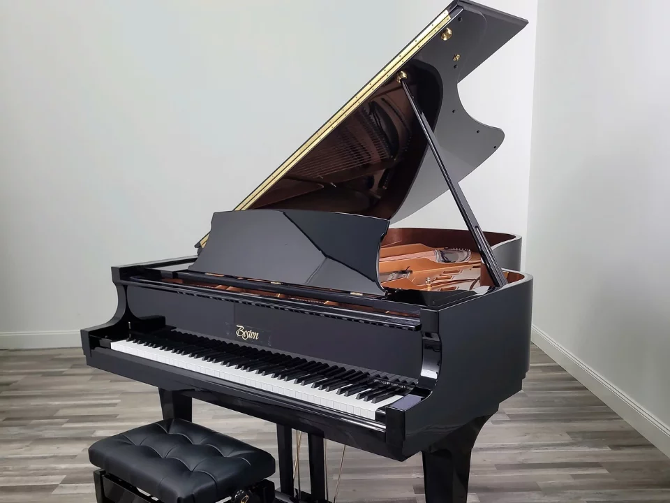Đàn piano Boston Boston GP-215 PE II – Chi tiết bàn phím