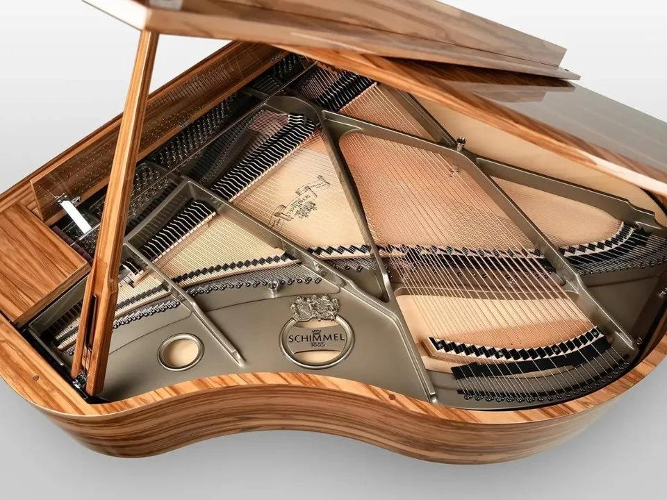 Schimmel Classic C169 Satin Walnut – Toàn cảnh thiết kế tại Elite Piano