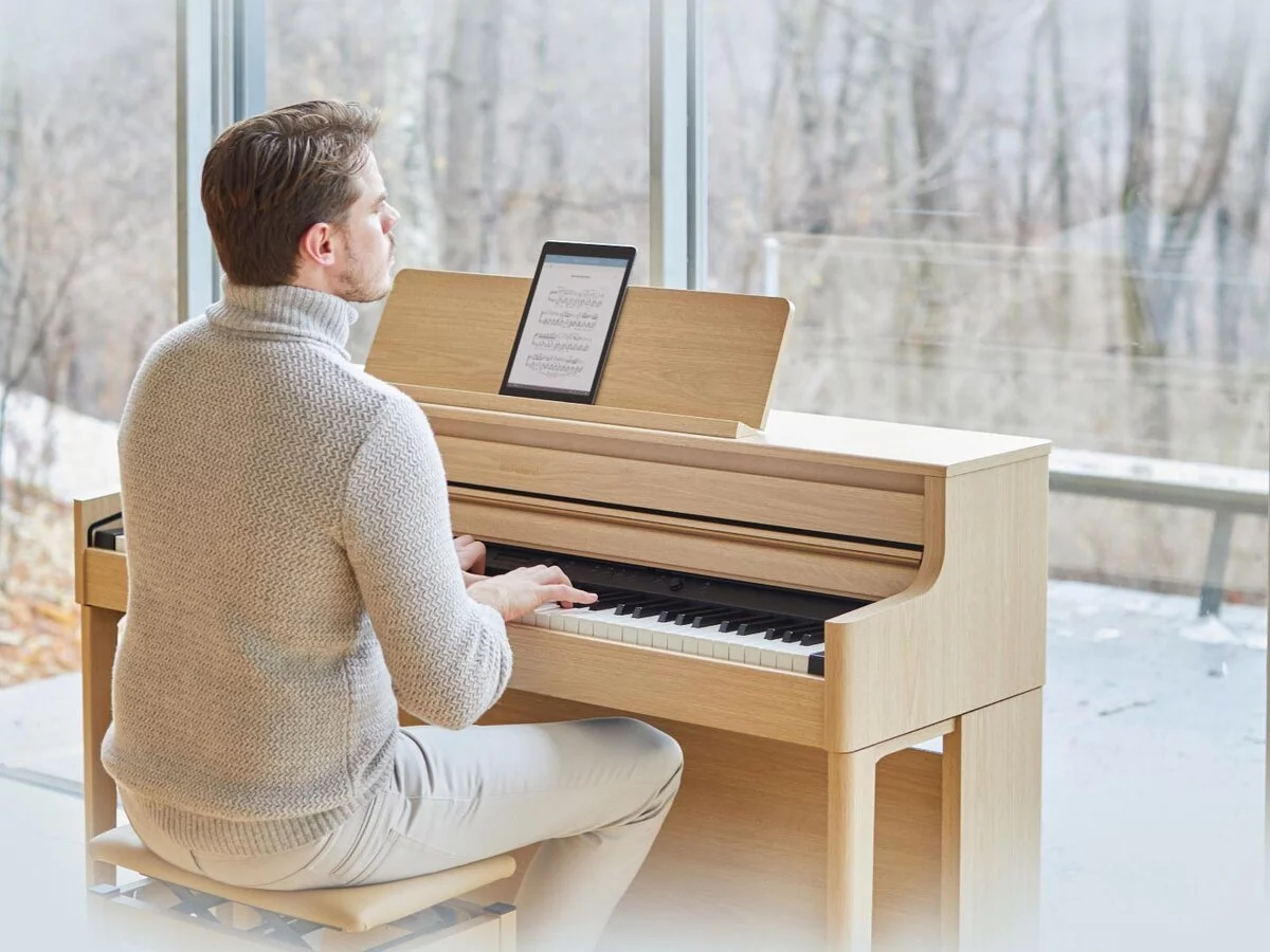 ROLAND HP-704 PE (New) – Toàn cảnh thiết kế tại Elite Piano