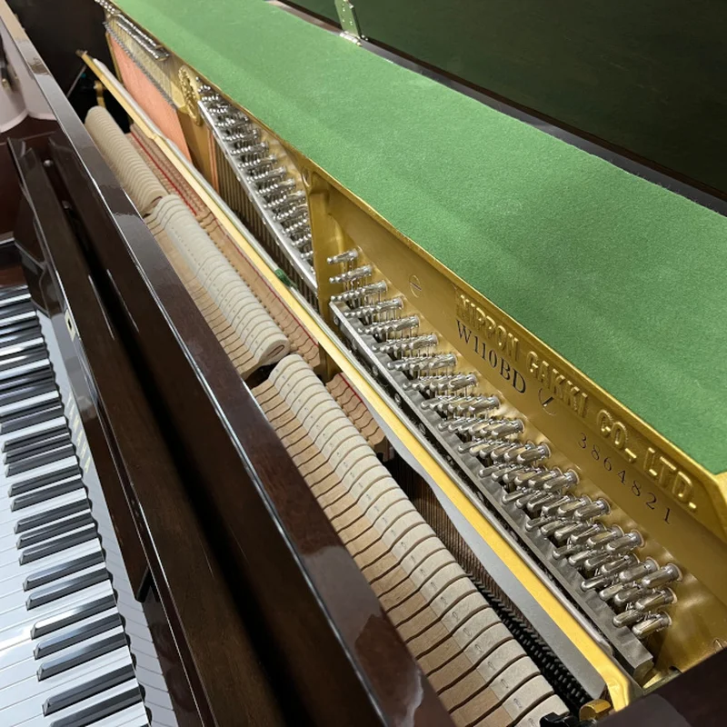 Review YAMAHA W110BD – Hình ảnh thực tế tại showroom Elite Piano