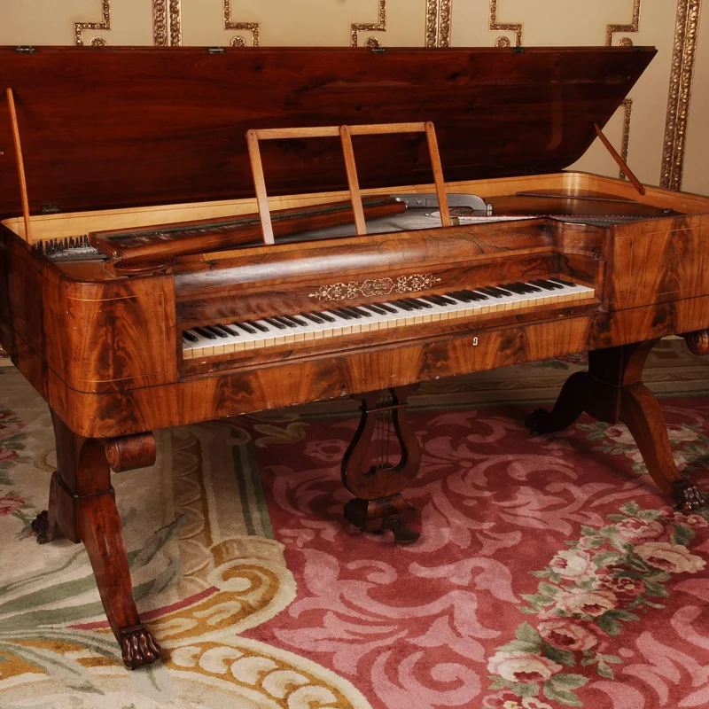 Review Empire – Hình ảnh thực tế tại showroom Elite Piano