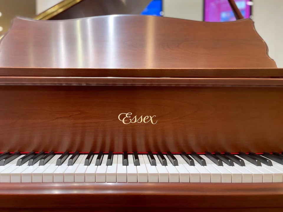 Essex EGP-155F – Toàn cảnh thiết kế tại Elite Piano