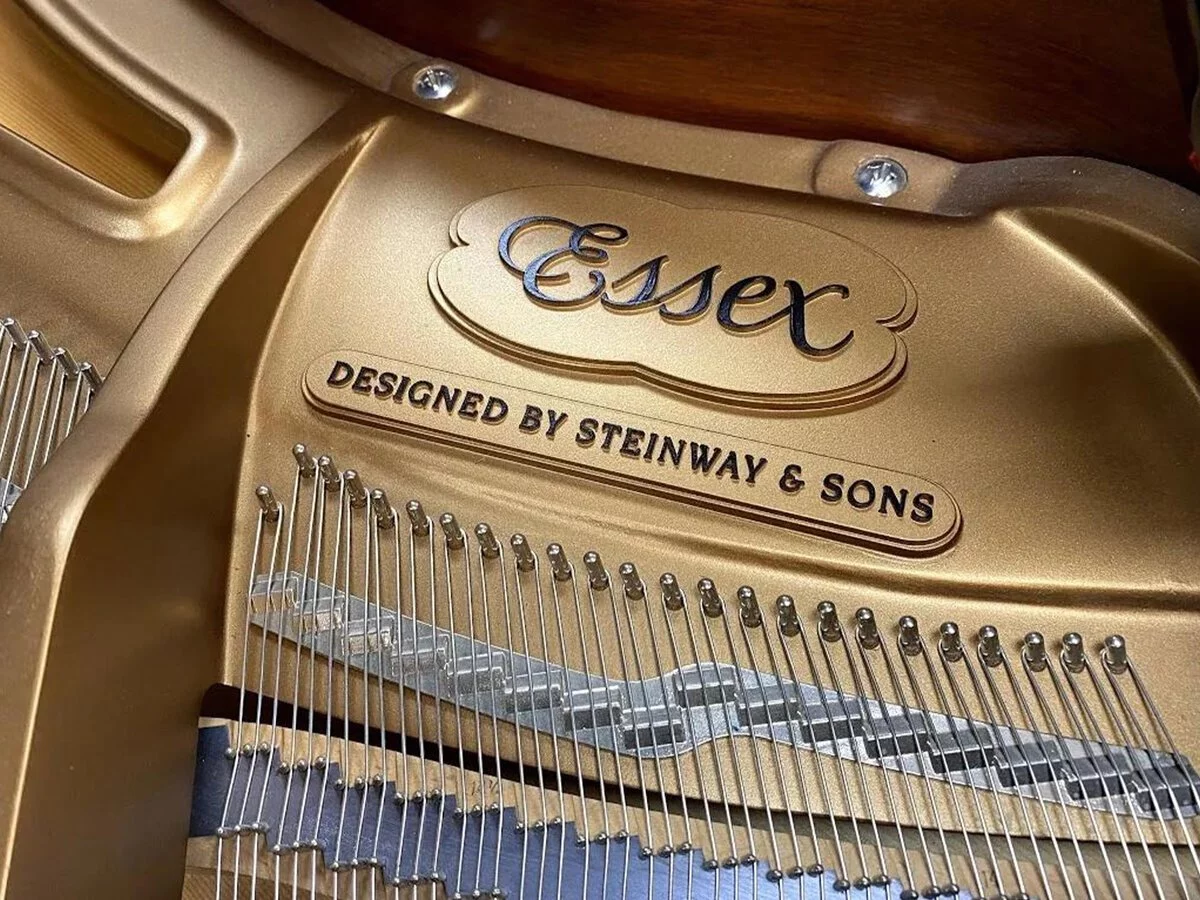 Essex EGP-161N Cherry Satin (USED) - Đàn Piano Essex tại Elite Piano