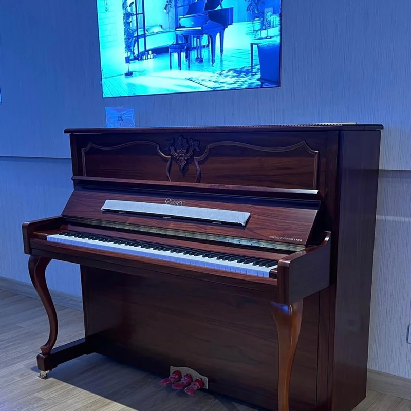 Đàn piano Essex Essex EUP-123CL – Chi tiết bàn phím