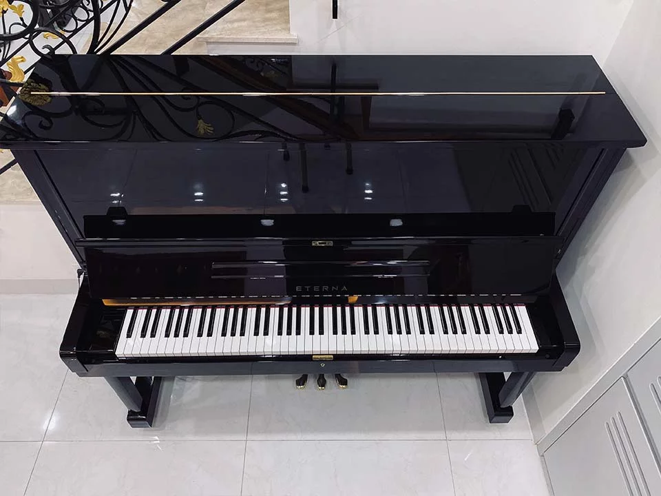 Đàn piano Yamaha ETERNA UP35 – Chi tiết bàn phím