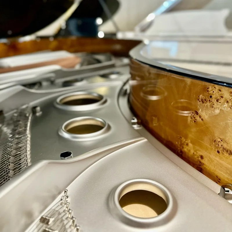 Fazioli F212 Chrome
