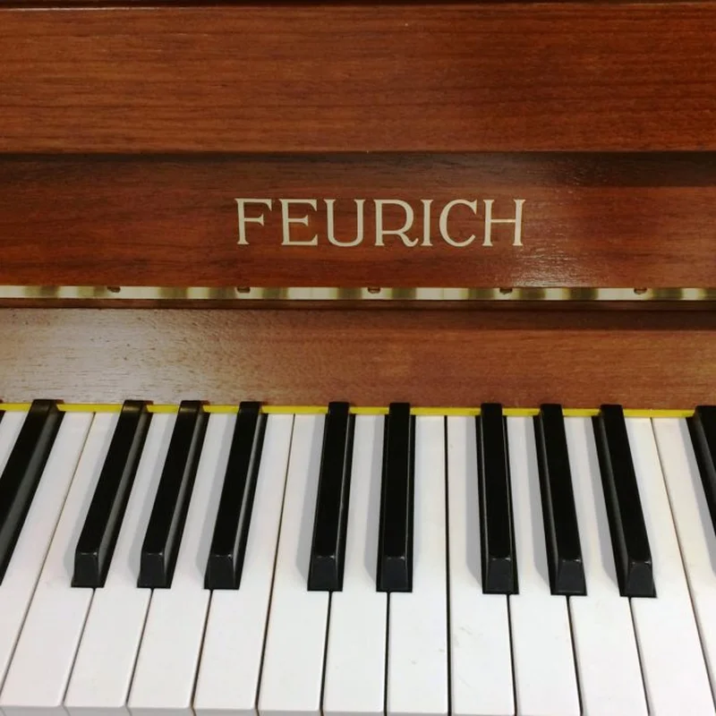 Đàn piano Feurich 123 sản xuất tại Langlau Đức