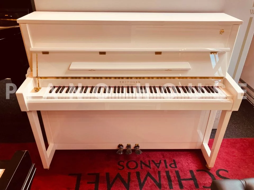 Fridolin Schimmel F121 Tradition (White High Gloss) - Đàn Piano Schimmel tại Elite Piano