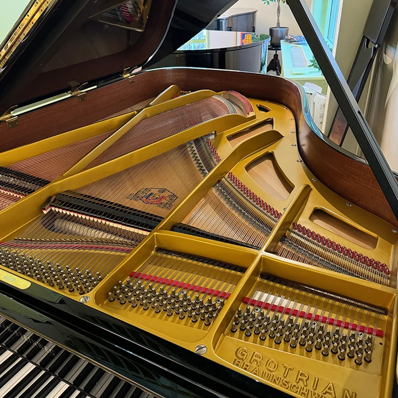 Grotrian G-192 trưng bày tại showroom Elite Piano