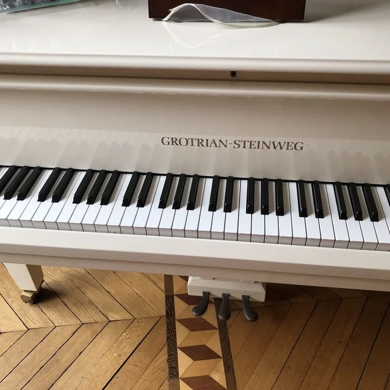 Đàn piano Grotrian-Steinweg Grotrian G-277 – Chi tiết bàn phím