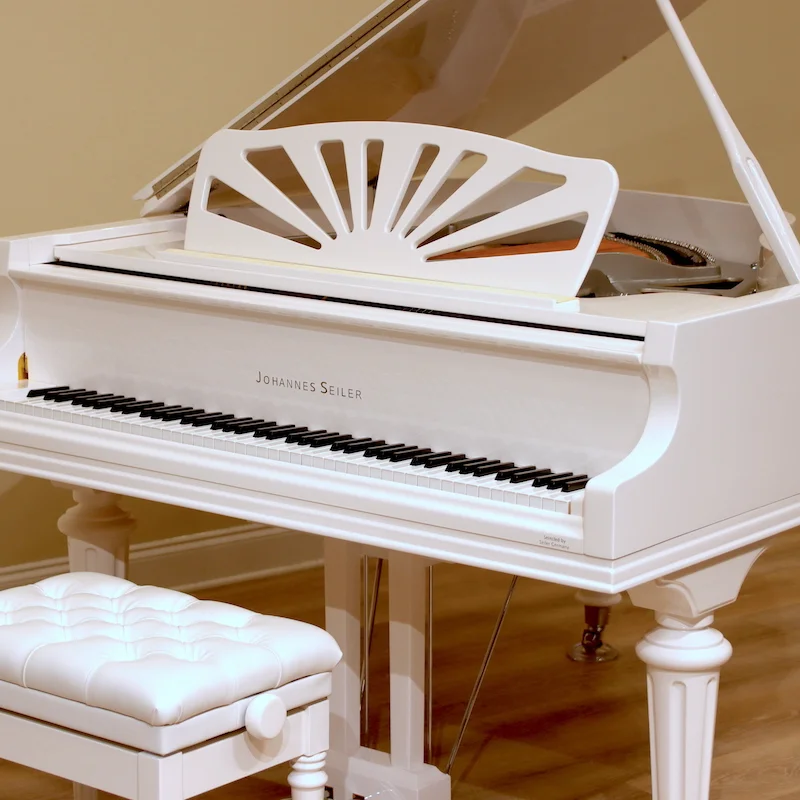 Đàn piano Seiler GS-160 trưng bày tại showroom Elite Piano