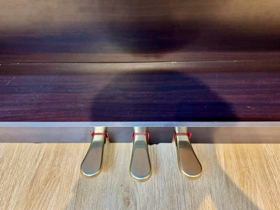 KAWAI CA78 R – Mặt sau và hệ thống dây đàn Kawai