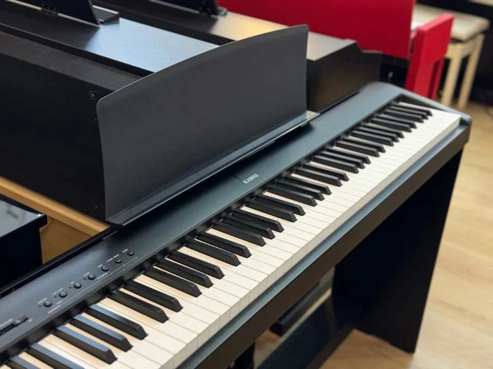 Kawai ES100 B trưng bày tại showroom Elite Piano