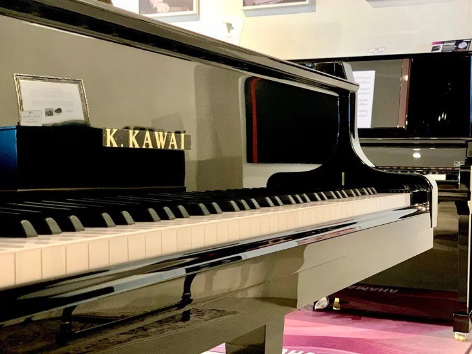 KAWAI GL40 tại Elite Piano