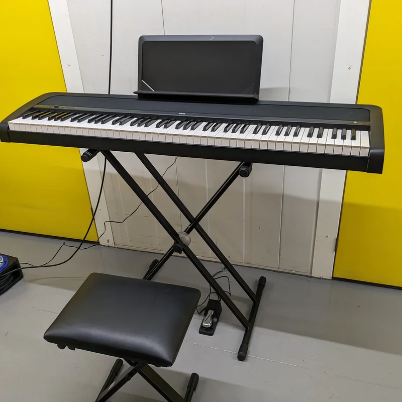 Korg B1