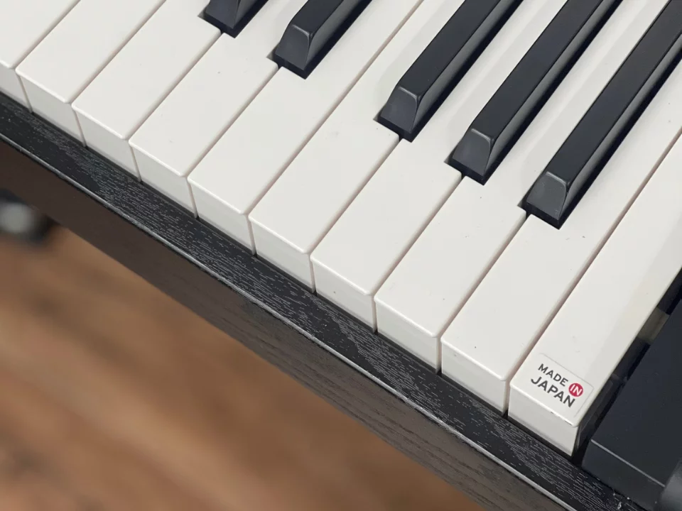 KORG LP-380 DW