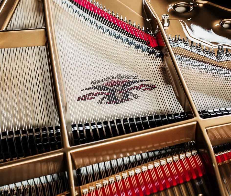 Review MHA-212G - Artist Series – Hình ảnh thực tế tại showroom Elite Piano