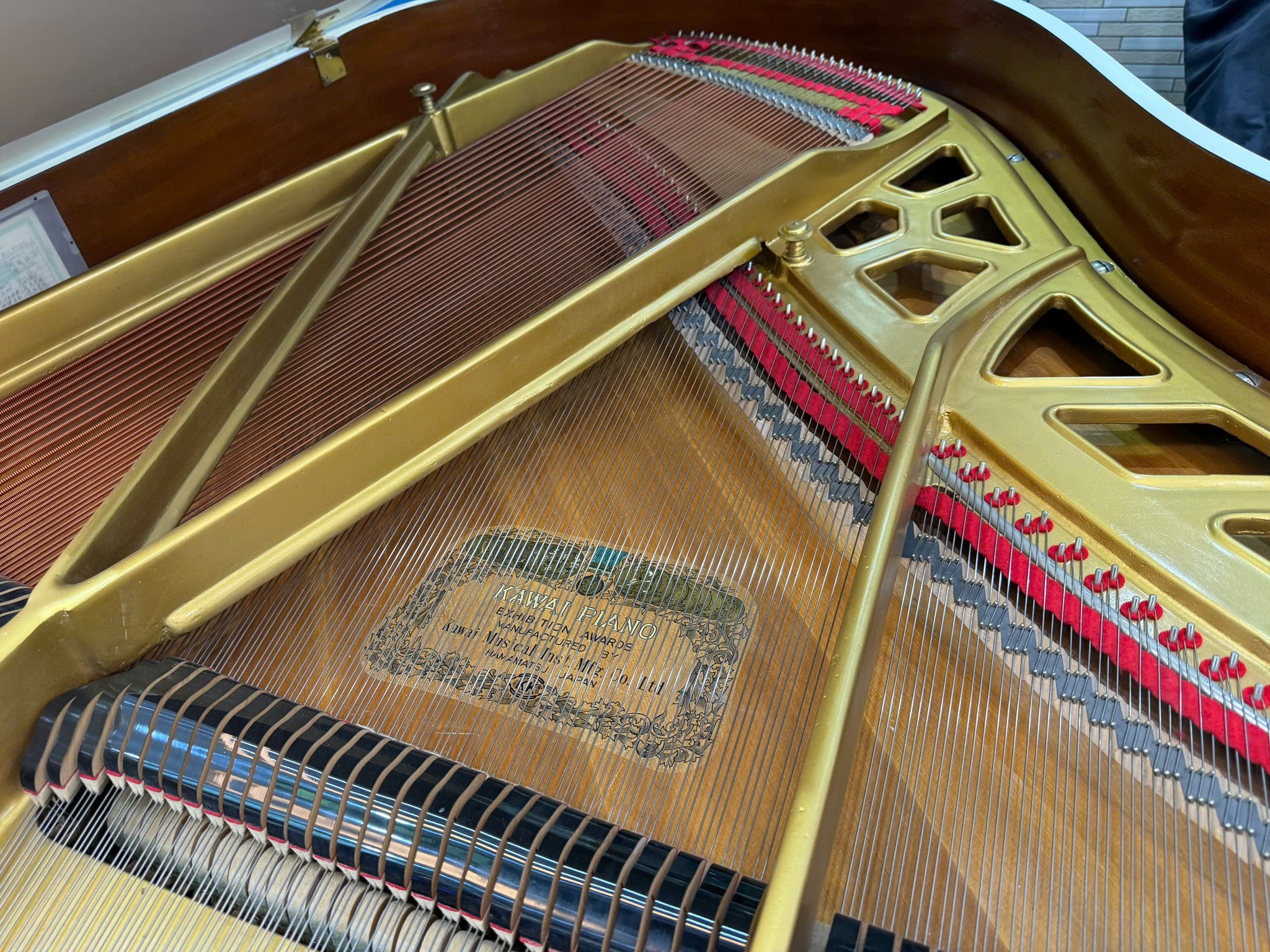 KAWAI No.500 WH – Toàn cảnh thiết kế tại Elite Piano