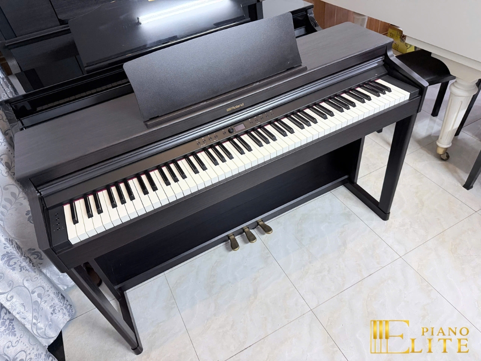 ROLAND RP-701 DR (Used) – Toàn cảnh thiết kế tại Elite Piano