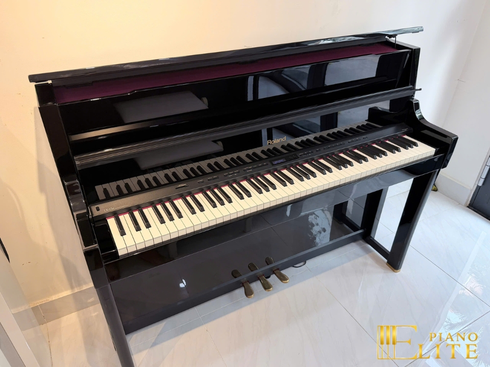 Review ROLAND LX-15e PE – Hình ảnh thực tế tại showroom Elite Piano