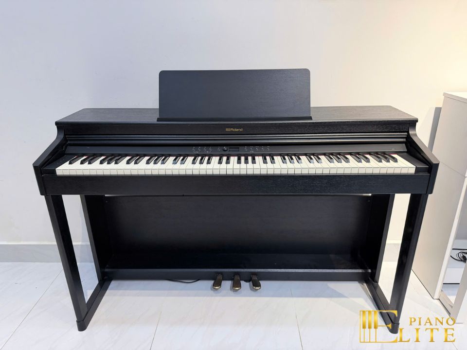ROLAND RP-701 CB (USED) – Toàn cảnh thiết kế tại Elite Piano
