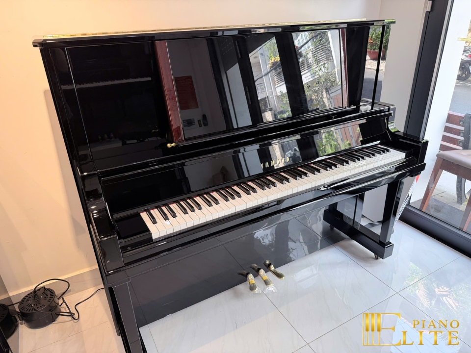 YAMAHA UX500 - Đàn Piano Yamaha tại Elite Piano