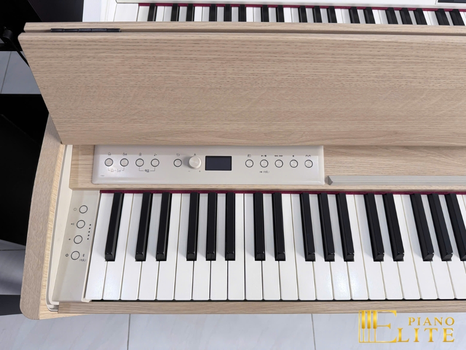 Review ROLAND F701 LA (USED) – Hình ảnh thực tế tại showroom Elite Piano