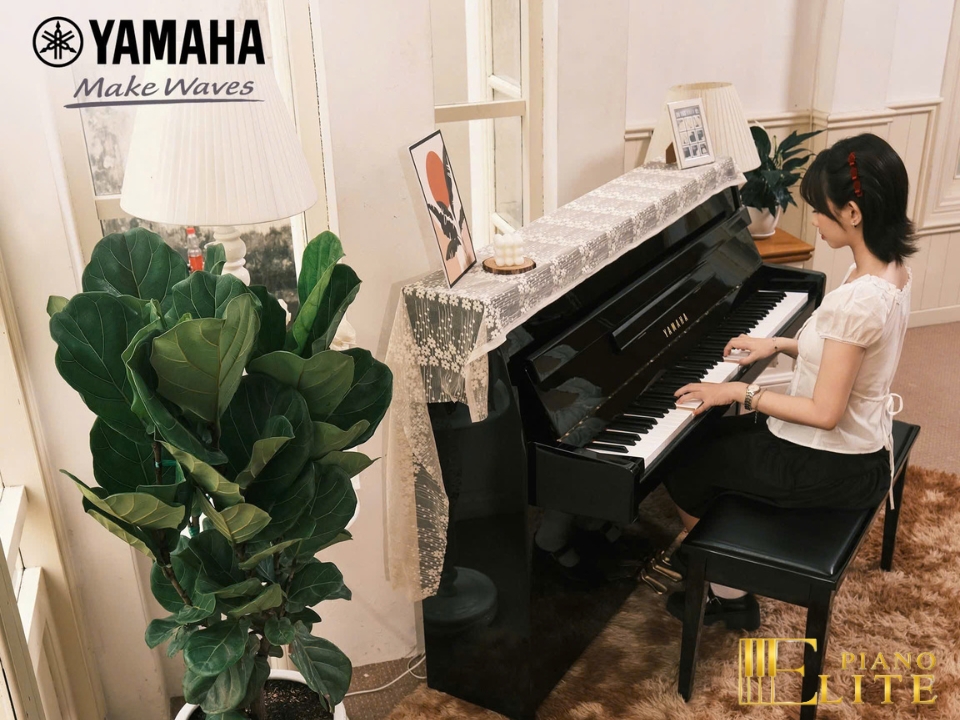 YAMAHA JU109 PE – Toàn cảnh thiết kế tại Elite Piano