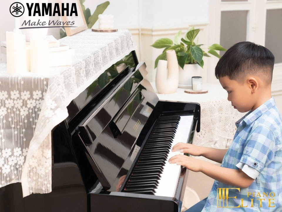 Review YAMAHA JU109 PE – Hình ảnh thực tế tại showroom Elite Piano