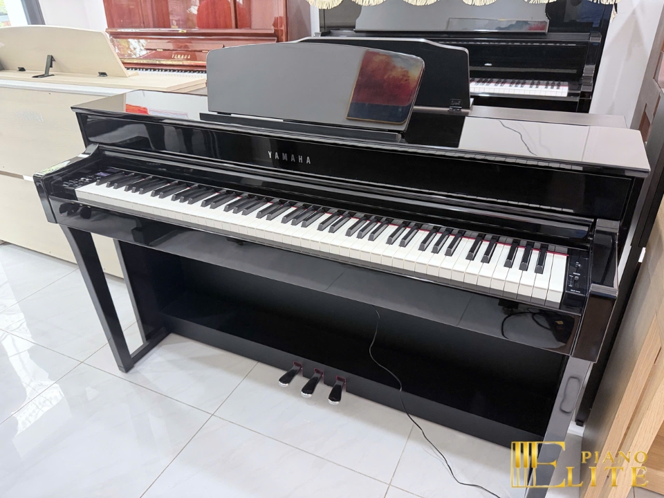 YAMAHA CLP-635 PE - Đàn Piano Yamaha tại Elite Piano