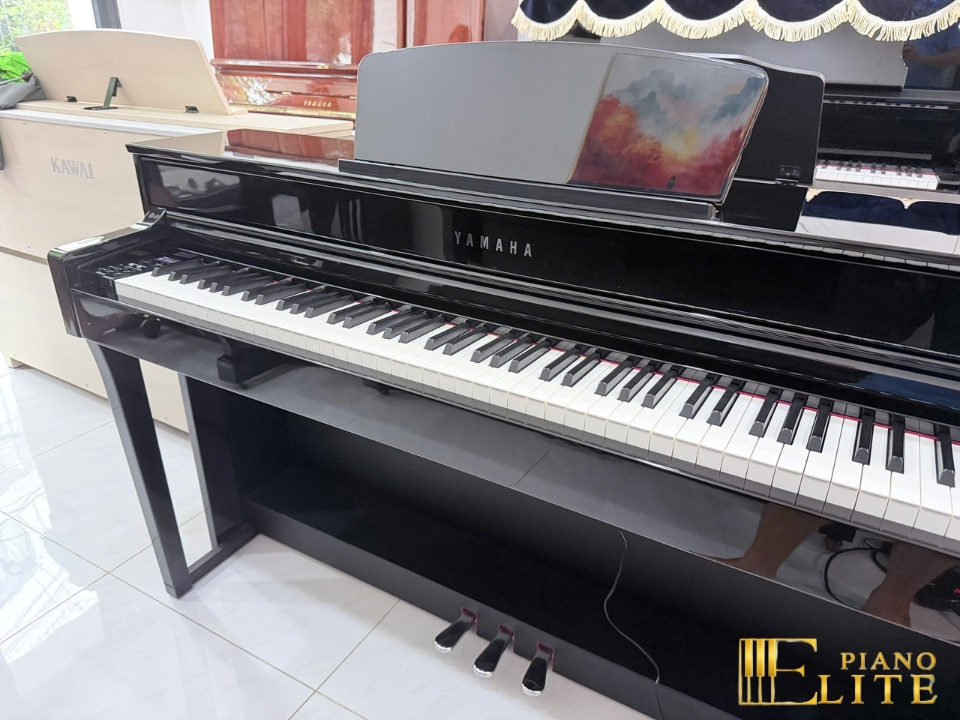 Đàn piano Yamaha YAMAHA CLP-635 PE – Chi tiết bàn phím