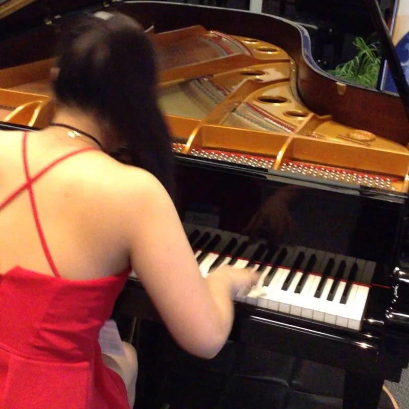 Đàn piano Ritmüller Ritmuller GH212R – Chi tiết bàn phím