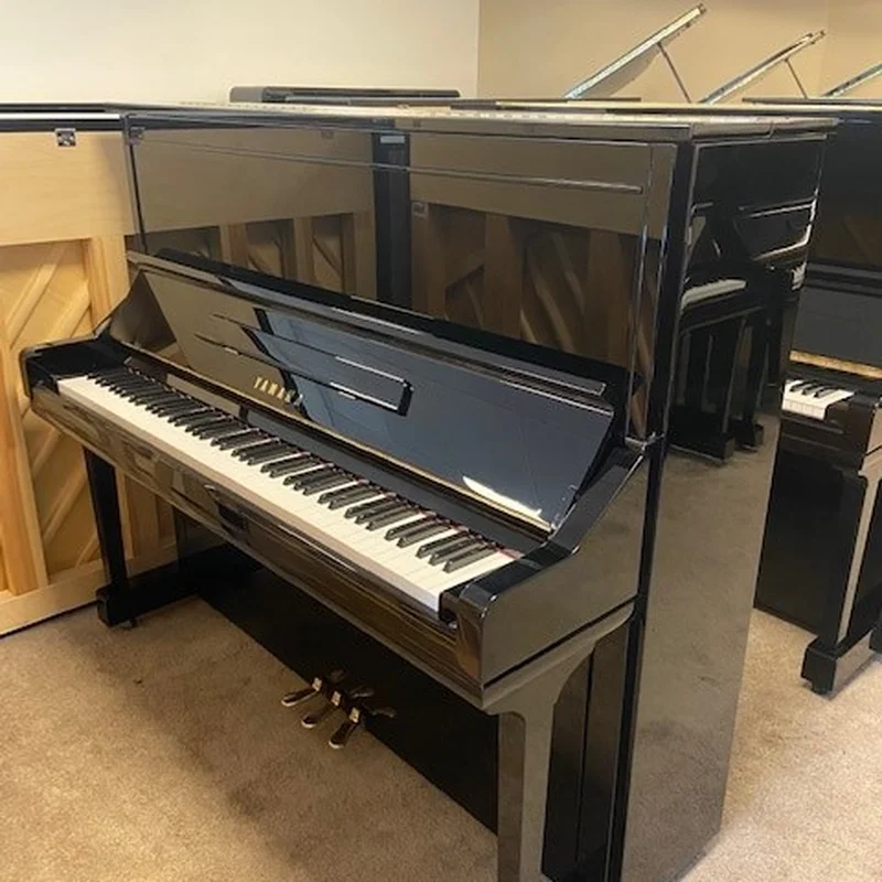 Review Ritmuller RS183 – Hình ảnh thực tế tại showroom Elite Piano