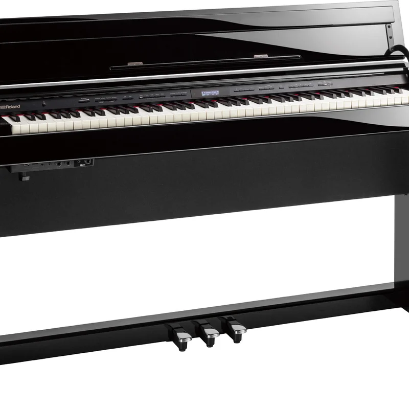 Review ROLAND DP-603 PW – Hình ảnh thực tế tại showroom Elite Piano
